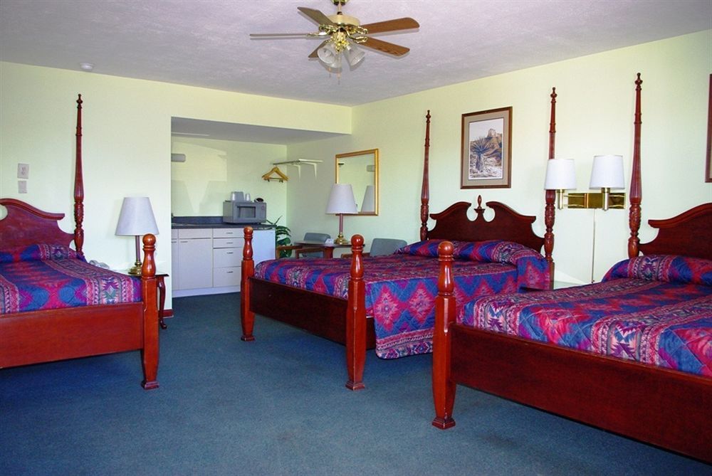 Blue Spruce Motel Lamar Rum bild